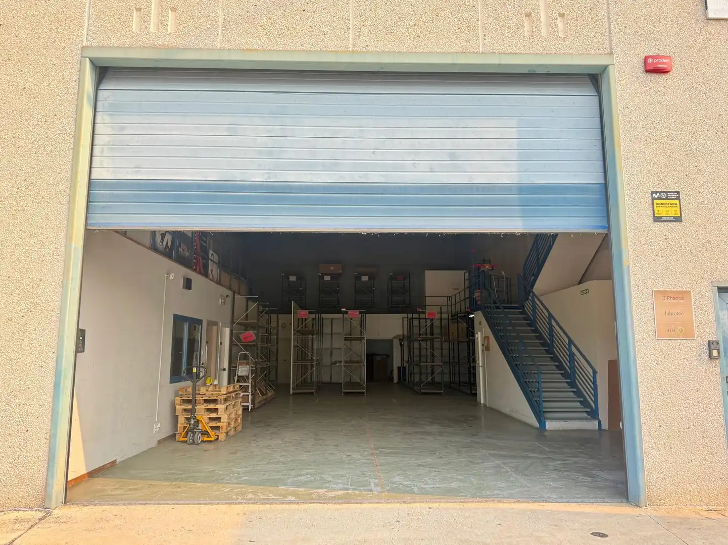 Nave industrial de alquiler en Valle de Elorz / Elortzibar con Calefacción y Alarma