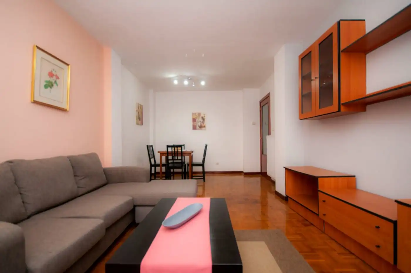 Sala d'estar de Pis en venda en Rivas-Vaciamadrid amb Calefacció, Parquet i Terrassa