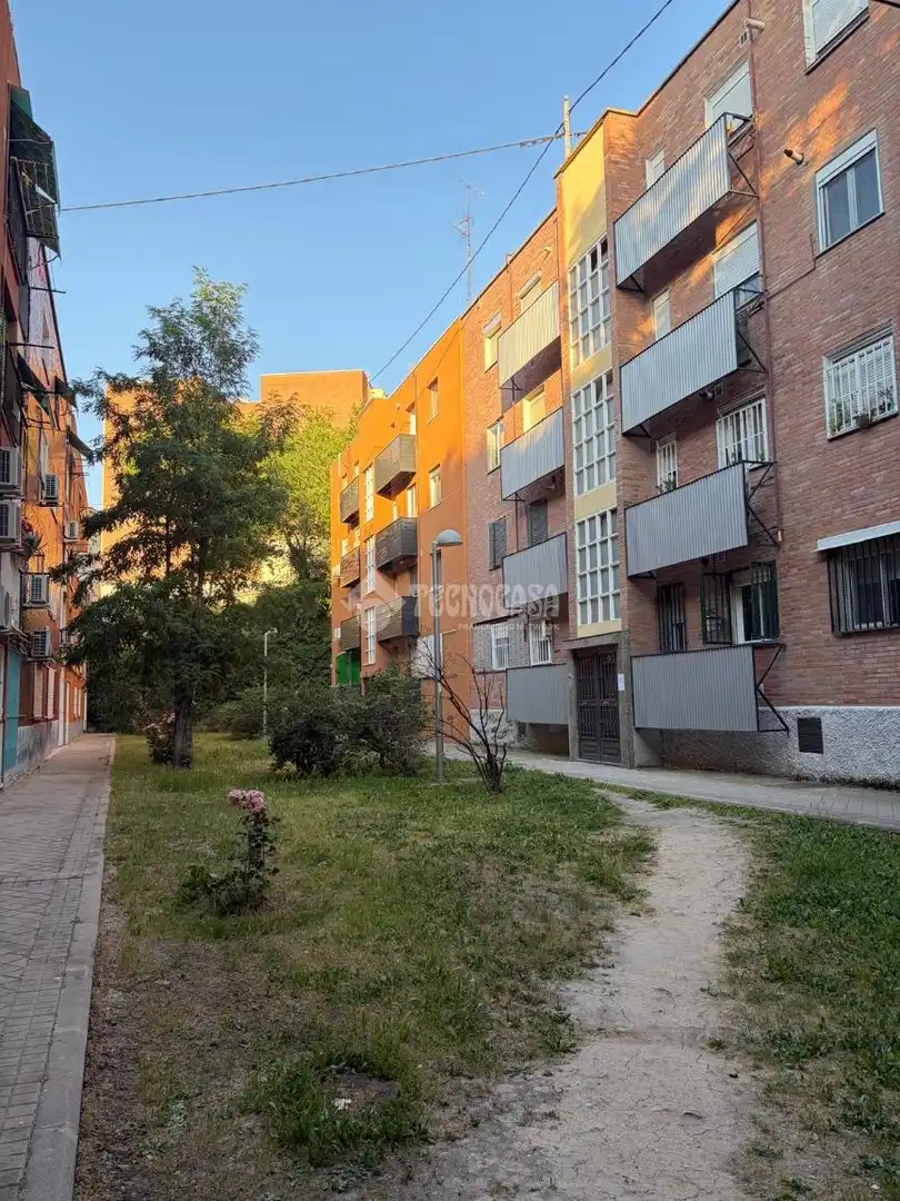 Exterior view of Flat for sale in Madrid  with Air Conditioner and Parquet flooring