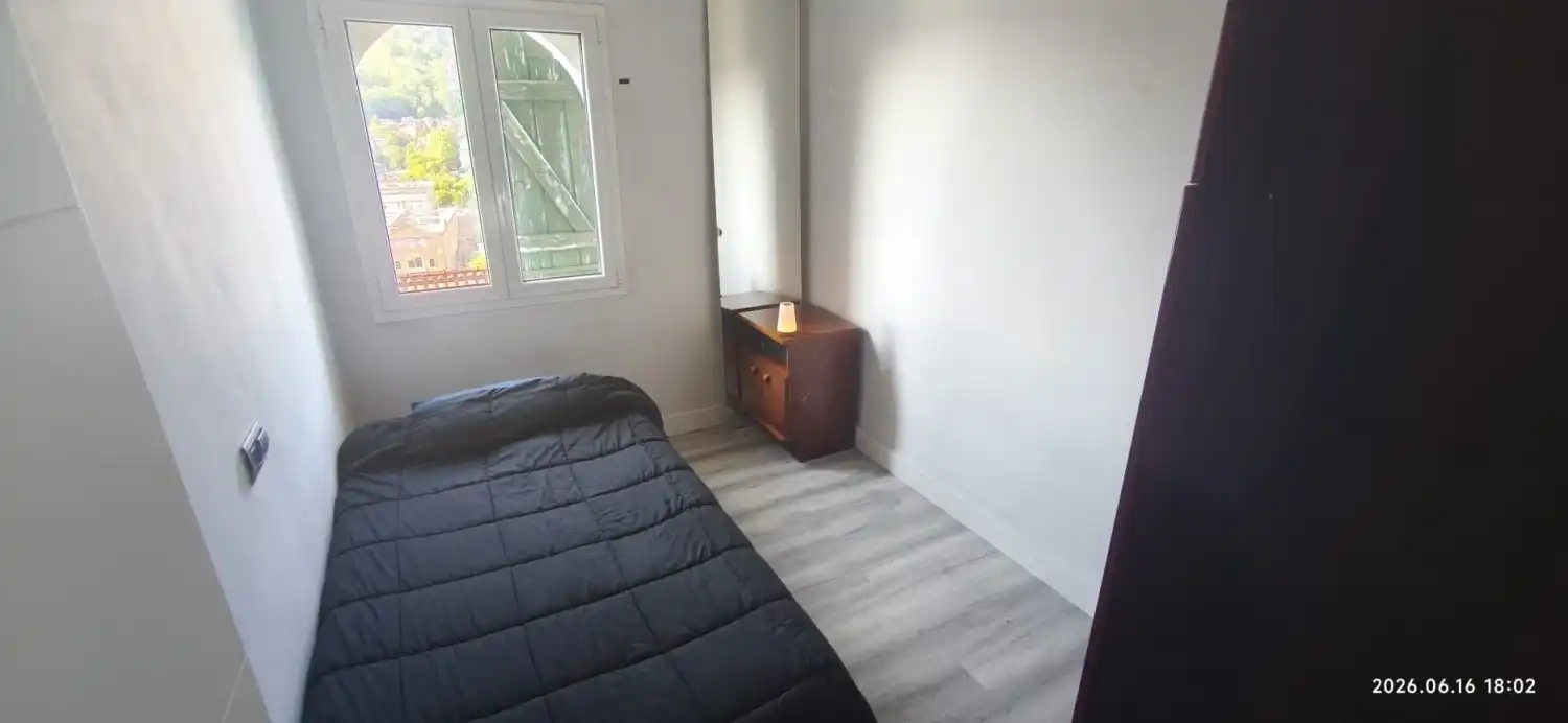 Habitación de Piso de alquiler en Donostia - San Sebastián  con Amueblado
