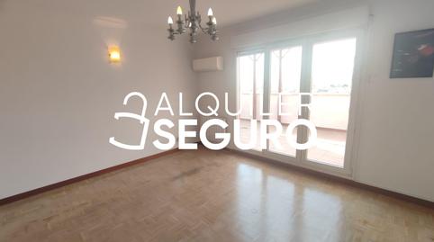 Foto 5 de Ático de alquiler en Afueras a Valverde , Tres Olivos - Valverde, Madrid