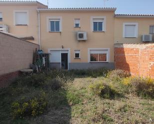 Exterior view of Single-family semi-detached for sale in Belvís de la Jara  with Air Conditioner