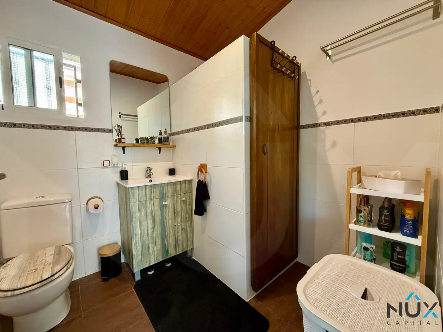 Bathroom of Houses for sale in Pedralba  with Air Conditioner, Heating and Private garden
