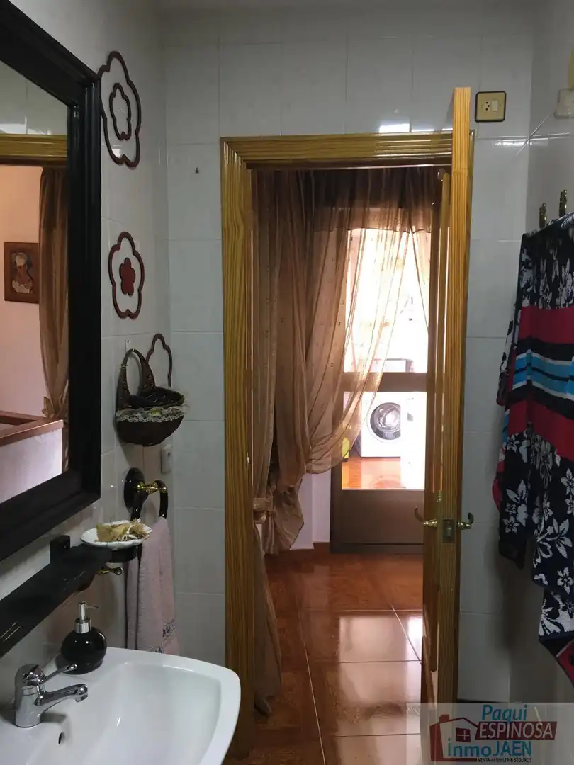 Houses for sale in Villardompardo  with Terrace, Swimming Pool and Furnished