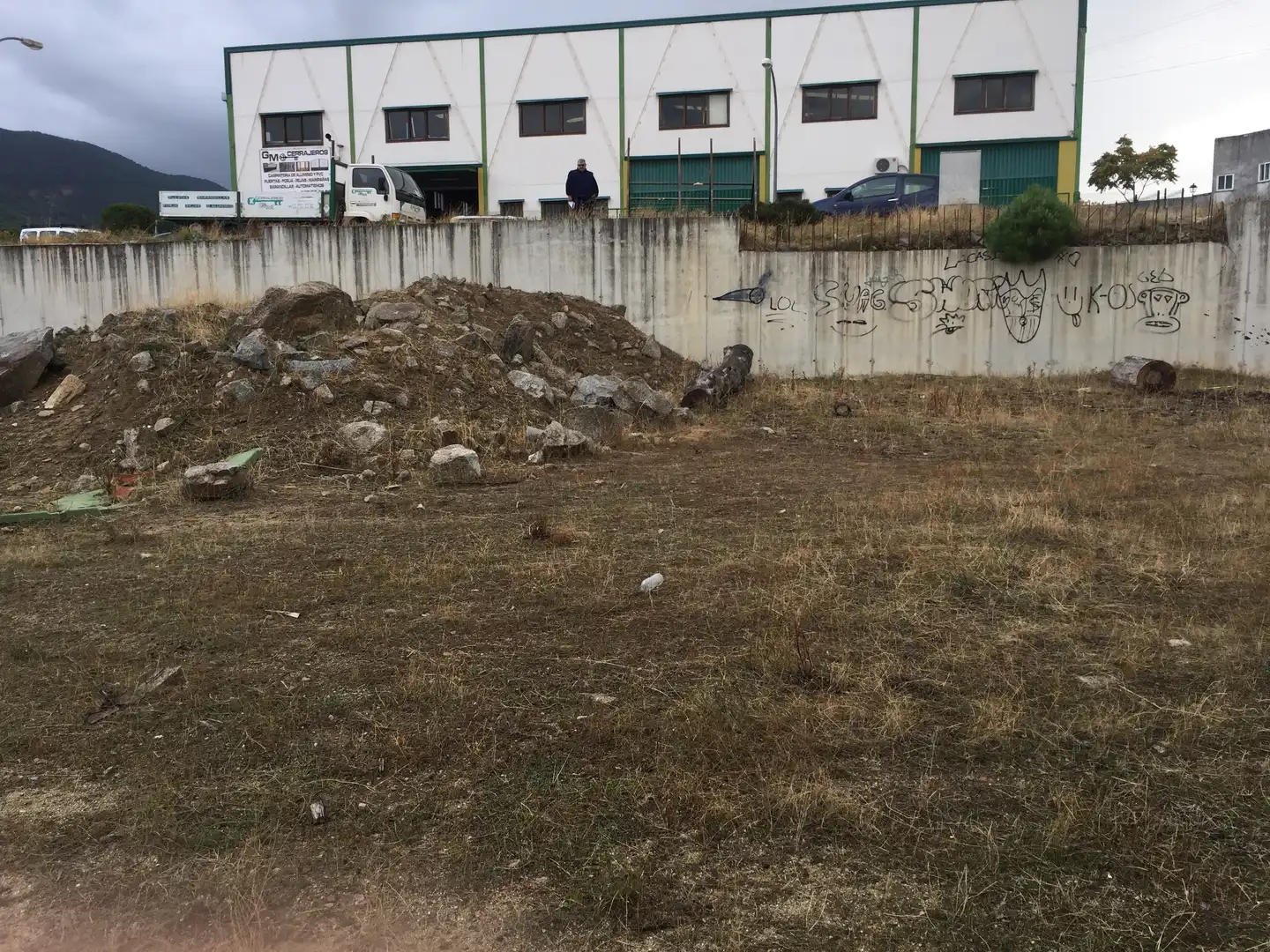 Industrial land for sale in Cota, La Adrada