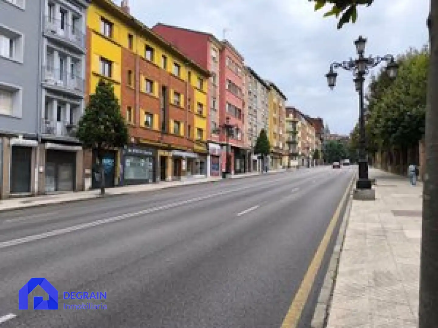 Außenansicht von Geschaftsraum zur Miete in Oviedo 
