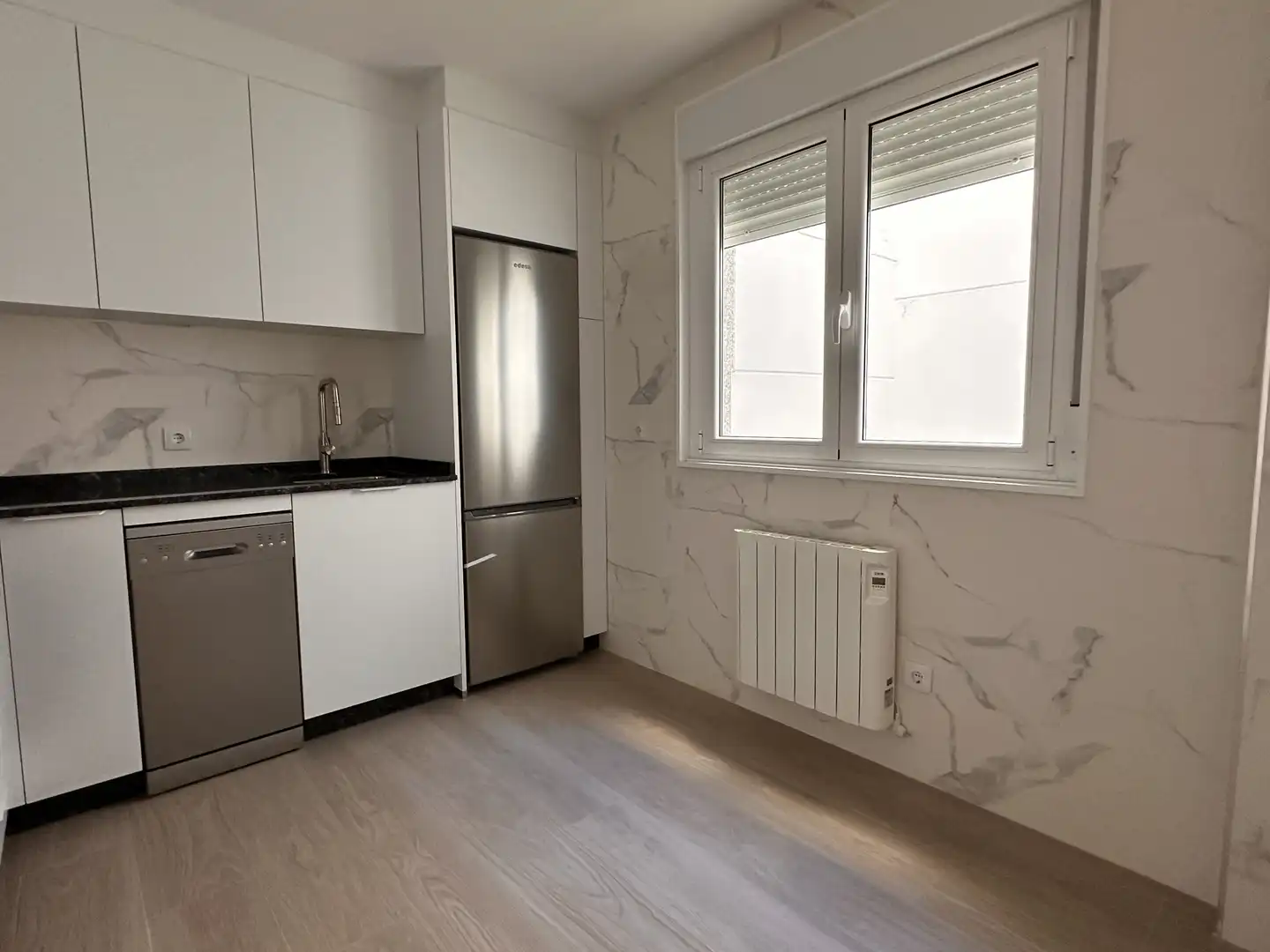 Kitchen of Flat for sale in Negreira  with Heating and Oven