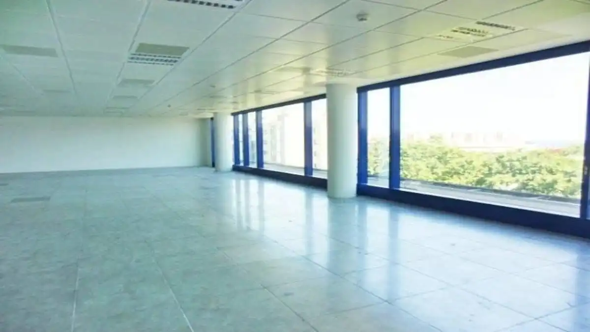 Office space with lift for sale in Avinguda dels Vents, imagen 3