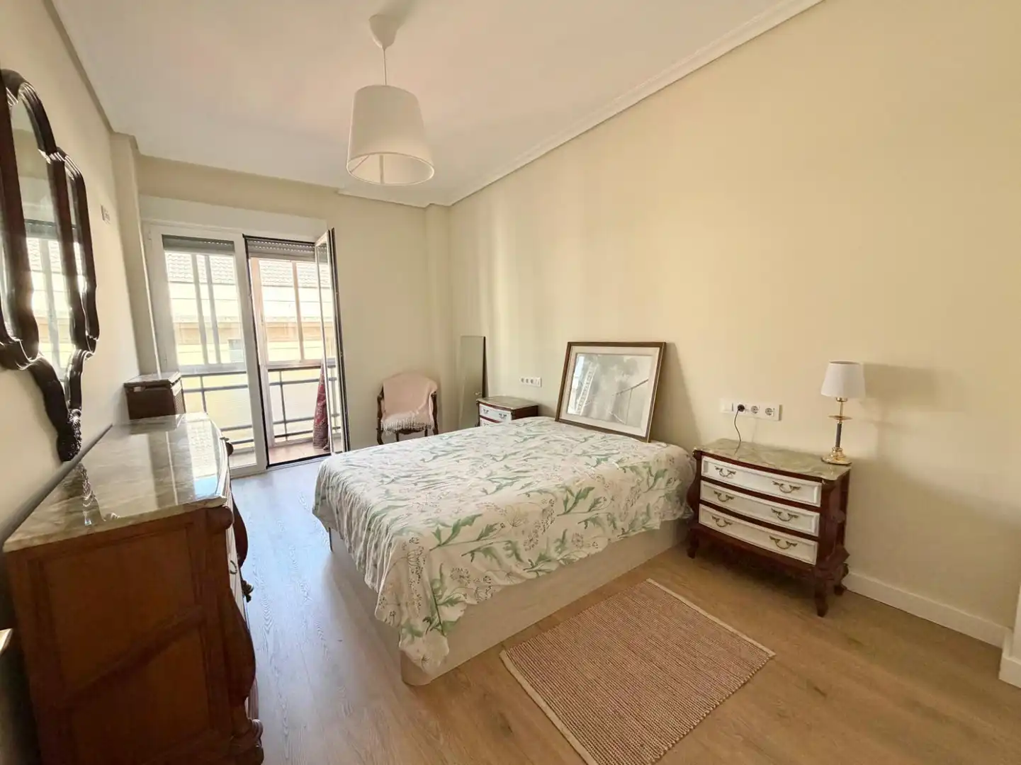 Bedroom of Flat for rent in  Logroño  with Heating, Terrace and Furnished