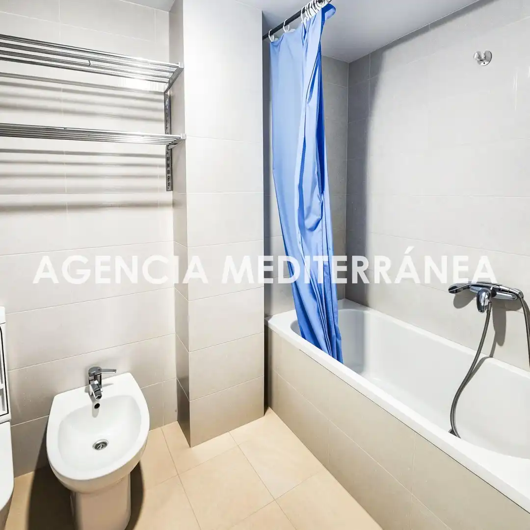 Baño de Piso en venta en Valencia con Aire acondicionado, Calefacción y Parquet
