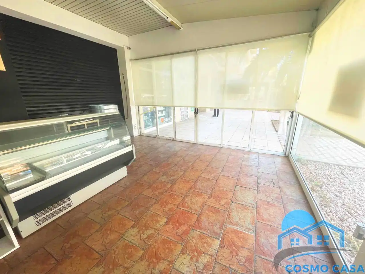 Commercial properties for rent in Salou  with Air Conditioner