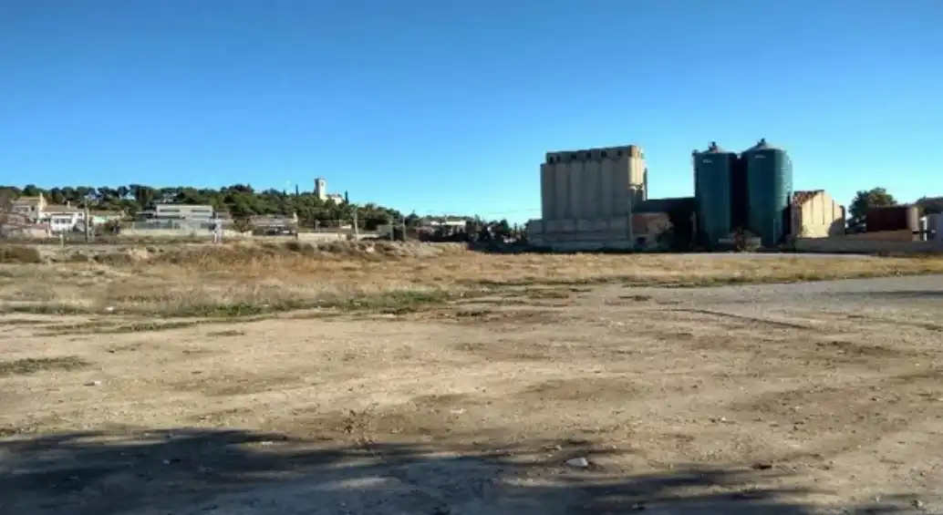 Wohnbaugrundstück zum Verkauf in Avinguda de Balaguer