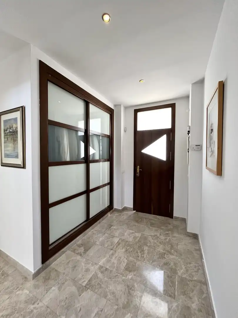 Houses for sale in Parque Atlántico - Ronda este