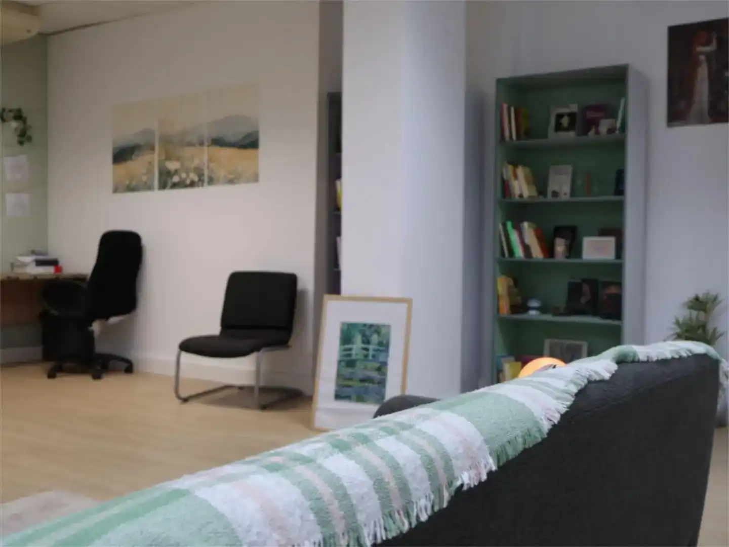 Wohnzimmer von Büro zur Miete in Viladecans