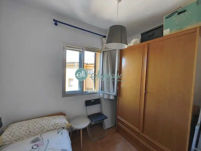 Habitación de Piso en venta en Segovia con Calefacción, Parquet y Terraza