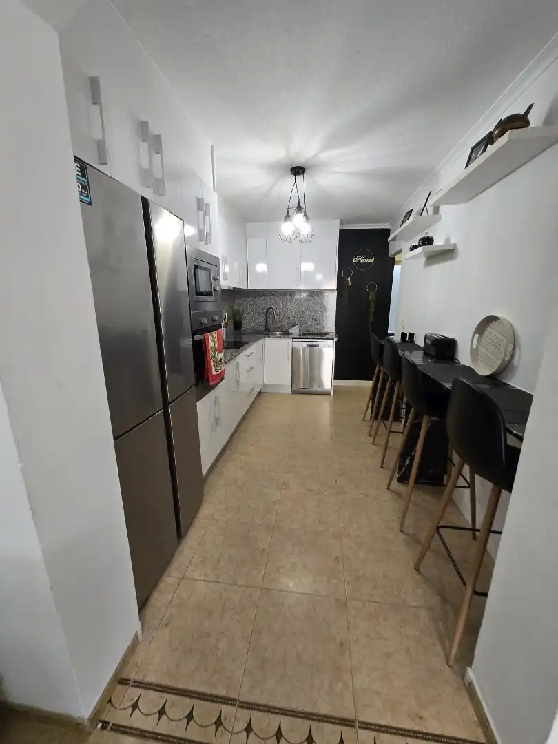 Casa bifamiliare con terrazza in vendita a Calle de las Azucenas 744, imagen 6