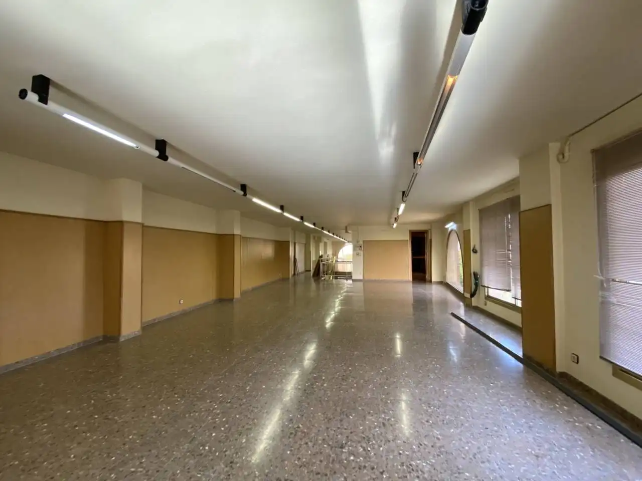 Local comercial de lloguer a Plaza PAU CASALS, imagen 13