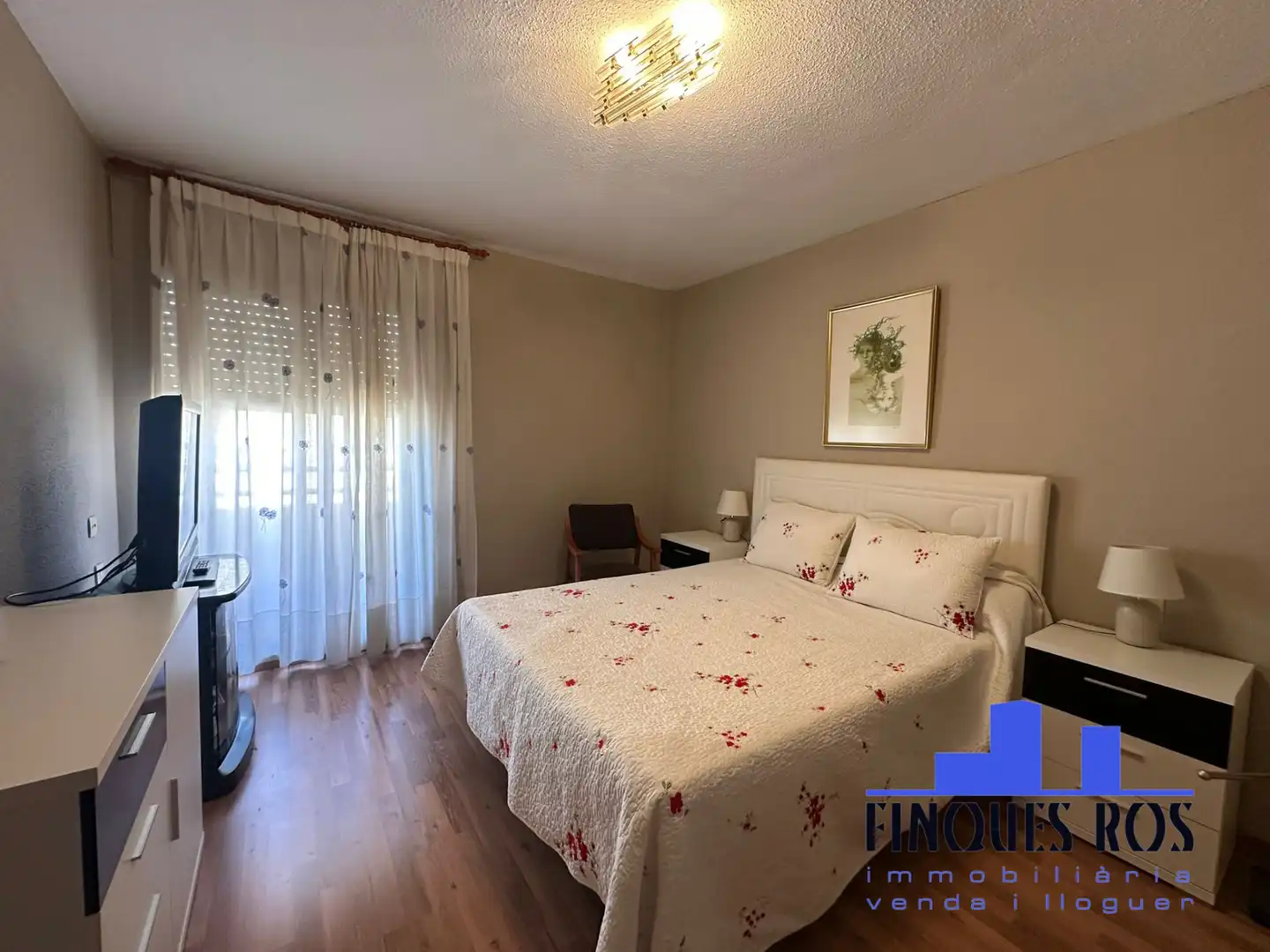 Schlafzimmer von Wohnung zum Verkauf in Vinaròs mit Klimaanlage, Heizung und Möbliert