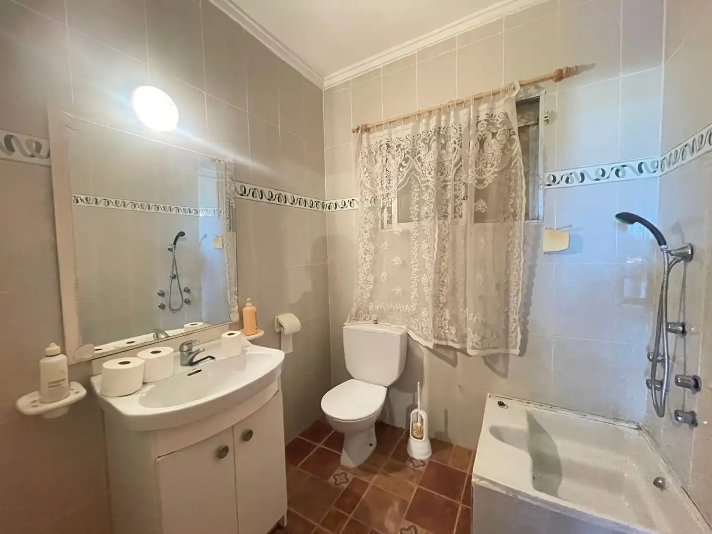 Badezimmer von Haus oder Chalet zum Verkauf in Turís mit Privatgarten, Terrasse und Abstellraum