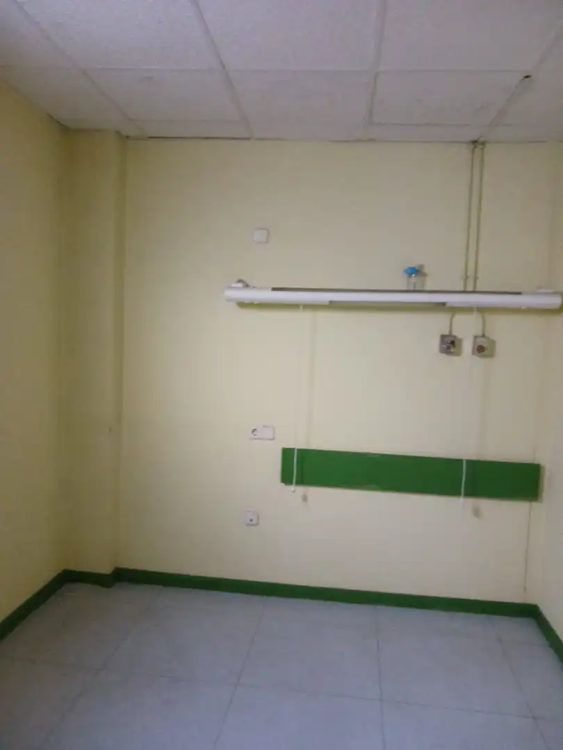 Business premises to rent in Calle de Toledo, imagen 19