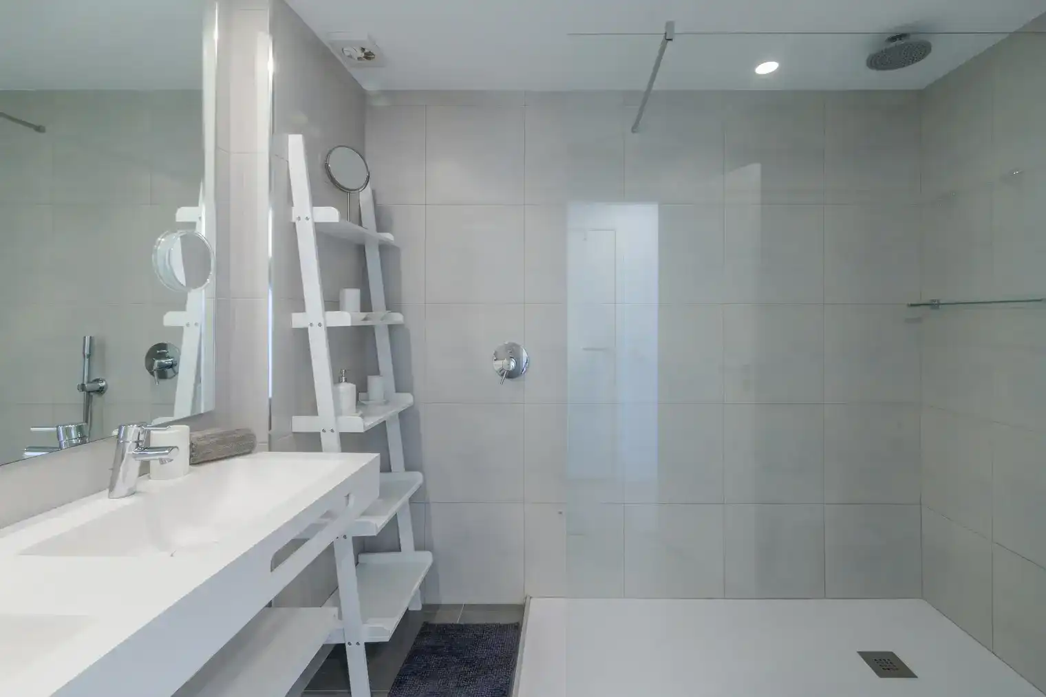 Baño de Casa adosada en venta en Estepona con Aire acondicionado, Calefacción y Terraza