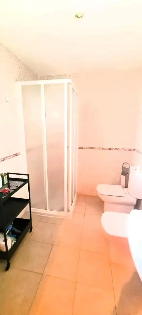 Baño de Piso en venta en Torreblanca con Terraza y Piscina comunitaria