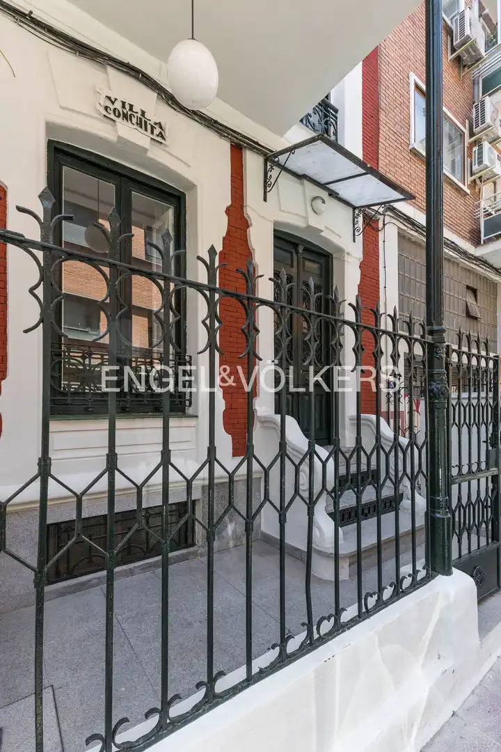 Vista exterior de Piso en venta en Madrid con Aire acondicionado y Calefacción