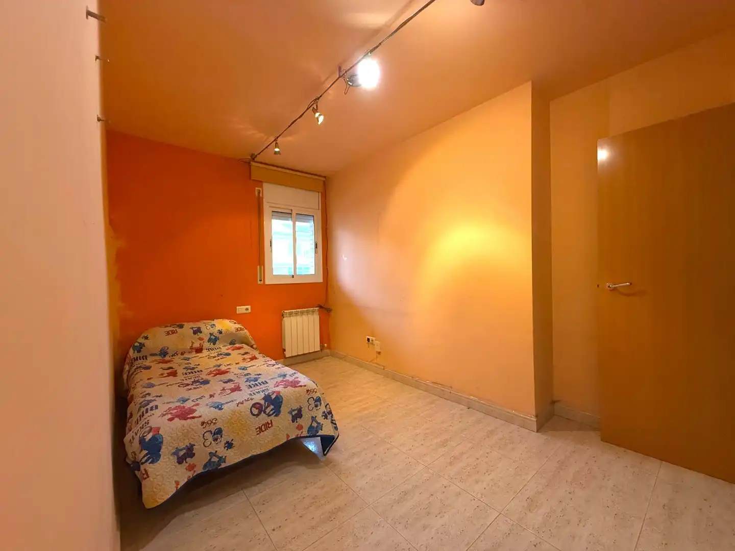 Habitación de Casa adosada en venta en Reus con Jardín privado, Terraza y Trastero