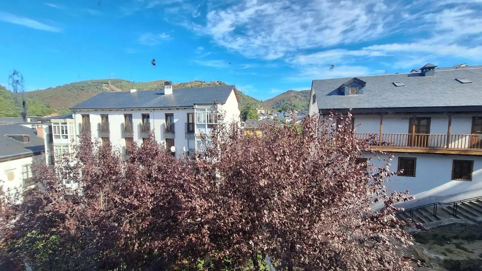 Vista exterior de Pis en venda en Villafranca del Bierzo, León
