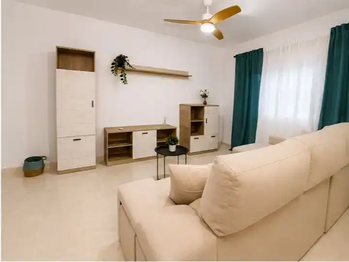 Wohnzimmer von Wohnung zur Miete in Alcalà de Xivert mit Möbliert und Balkon