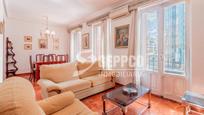 Living room of Flat for sale in  Madrid Capital
