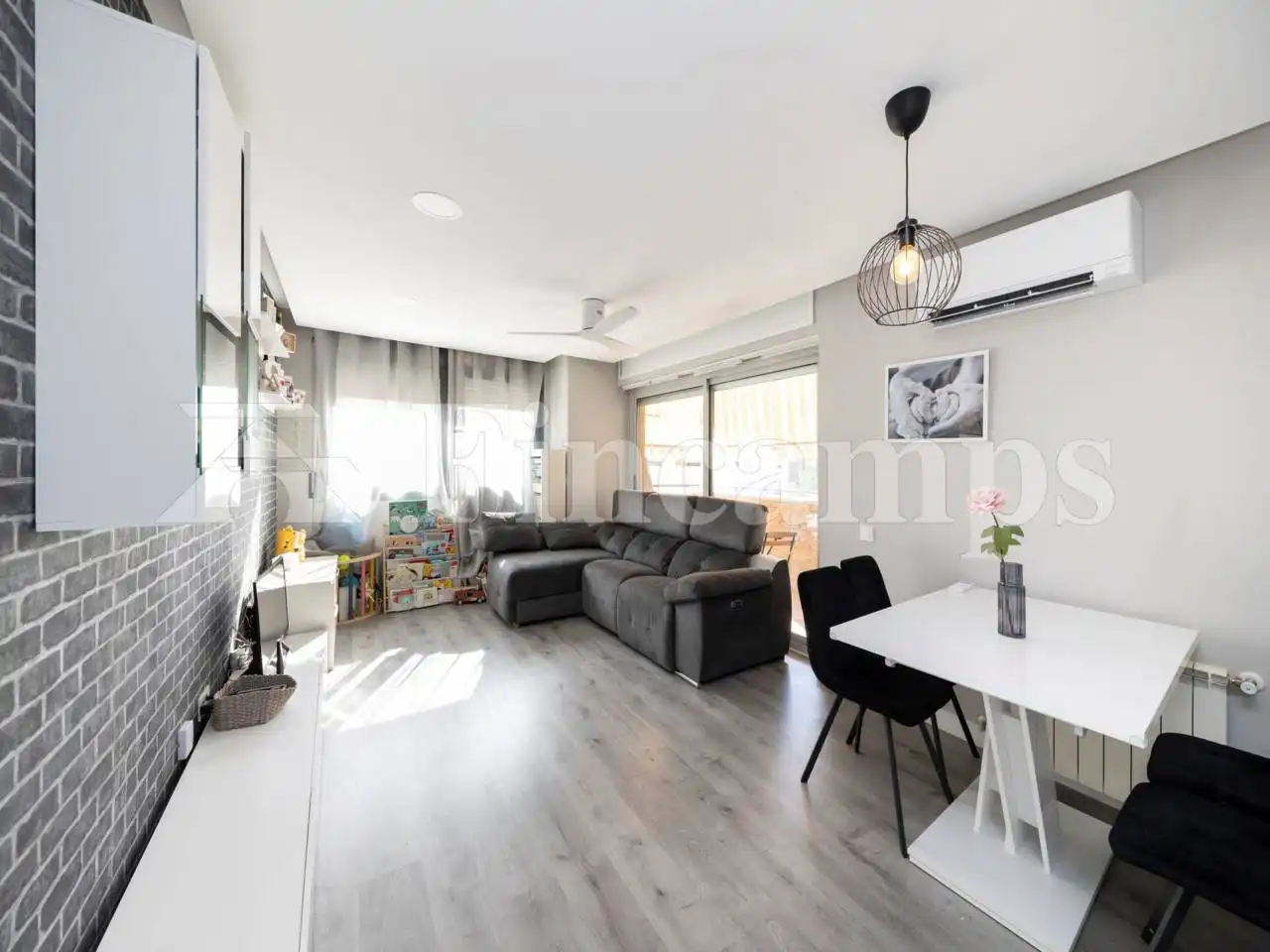 Sala de estar de Apartamento en venta en Sabadell con Aire acondicionado, Calefacción y Balcón