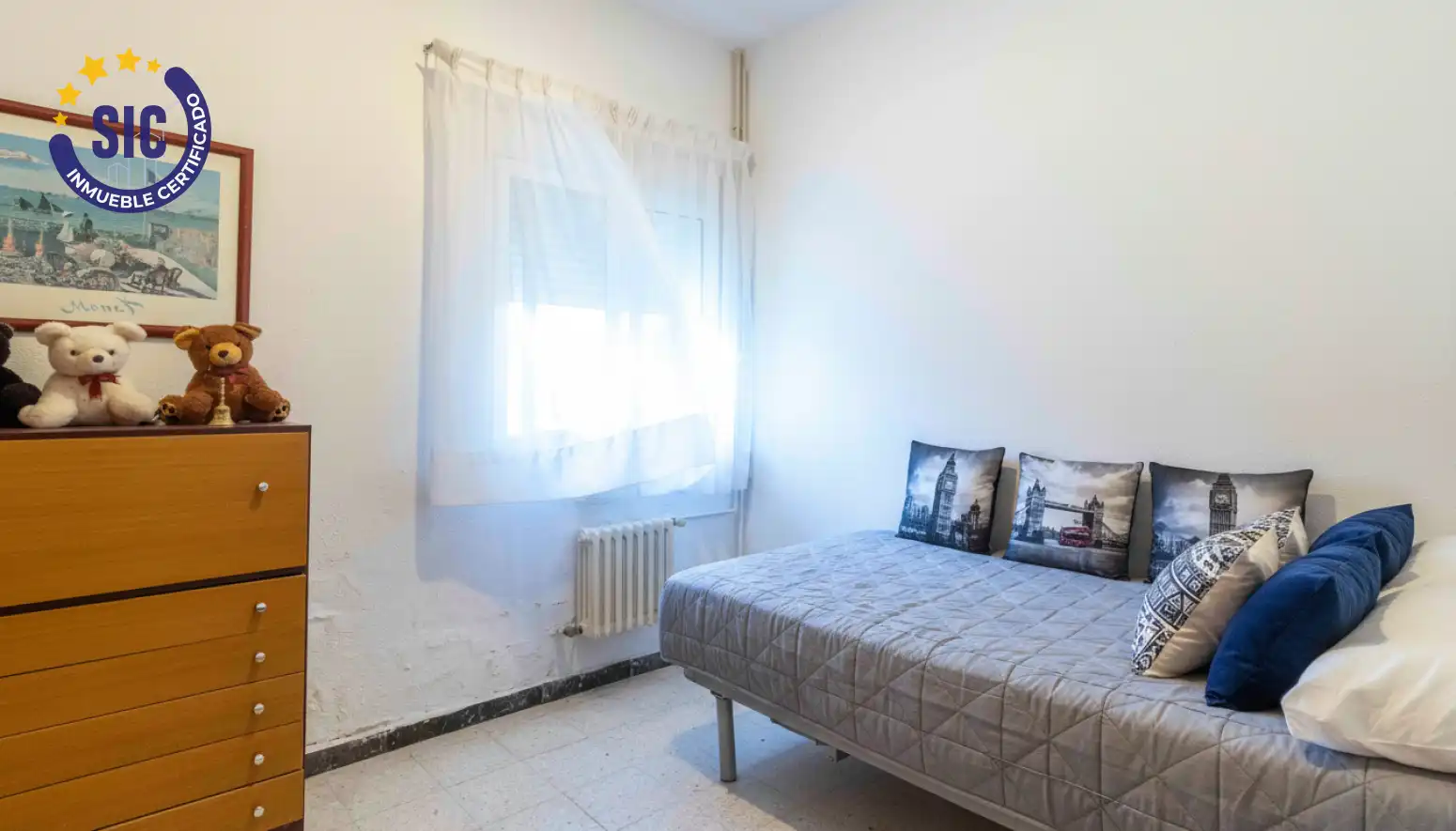 Habitación de Casa o chalet en venta en Torrent con Aire acondicionado, Jardín privado y Terraza