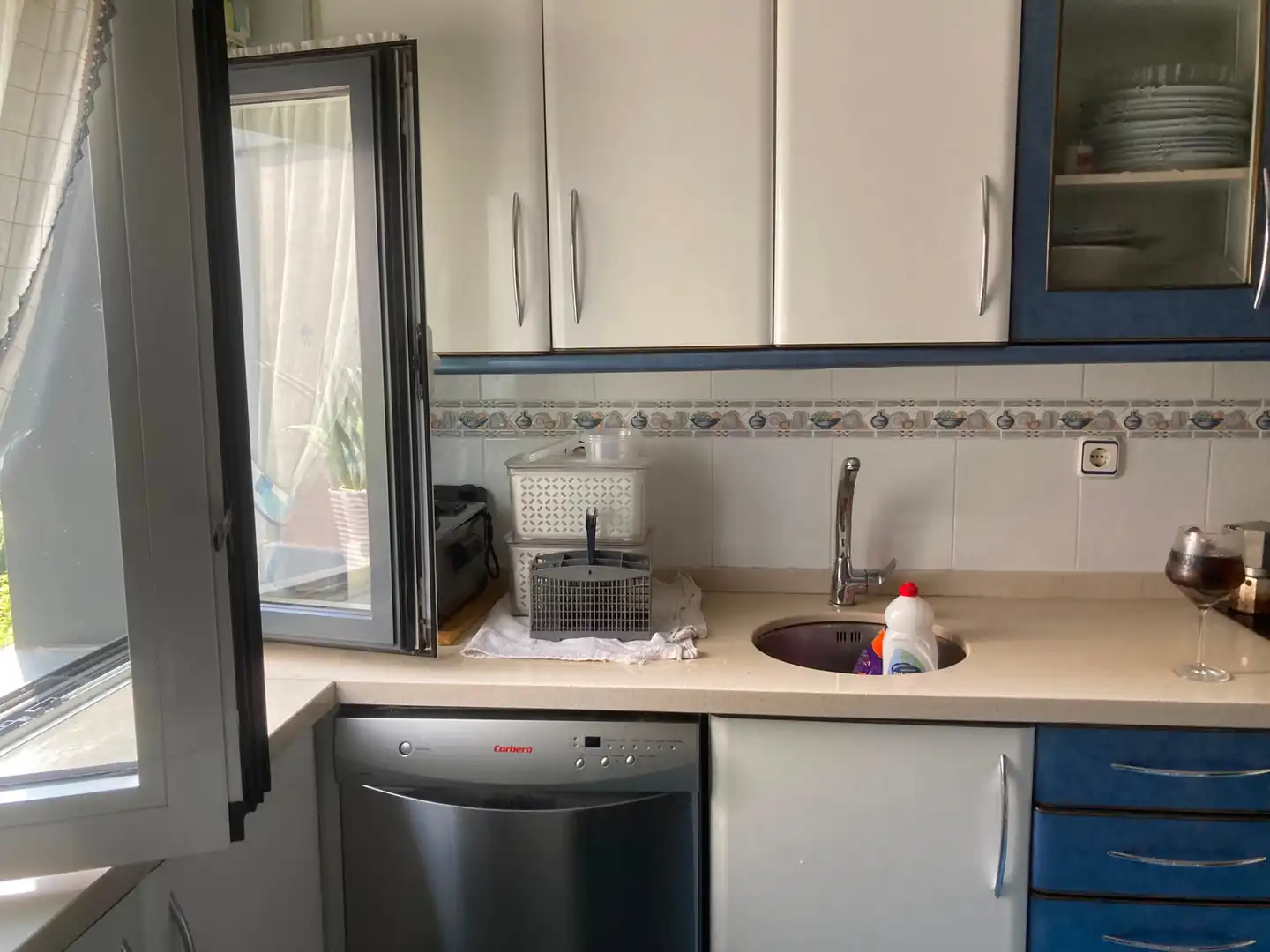 Cocina de Piso en venta en Gijón  con Calefacción, Parquet y Amueblado