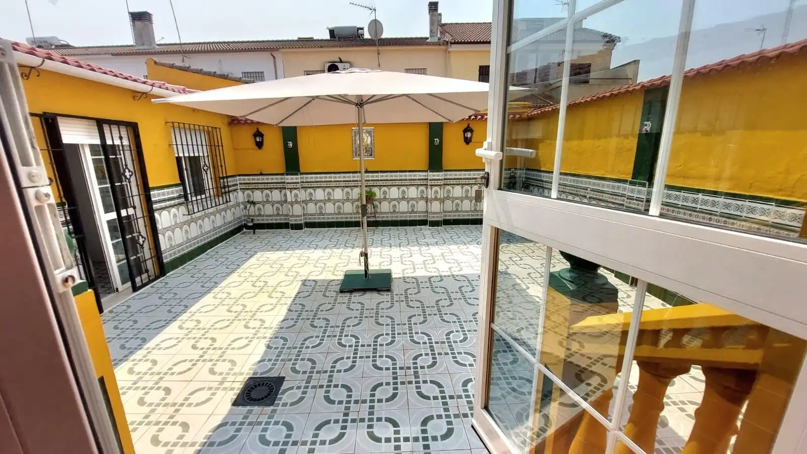Terrassa de Casa adosada en venda en Córdoba amb Aire condicionat, Terrassa i Traster