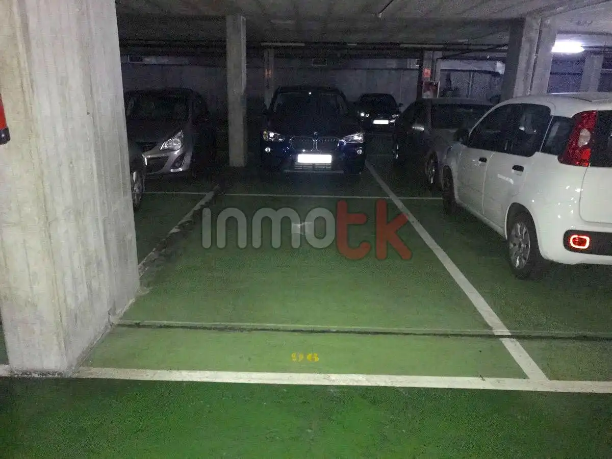 Aparcament de Garatge de lloguer en A Coruña Capital 