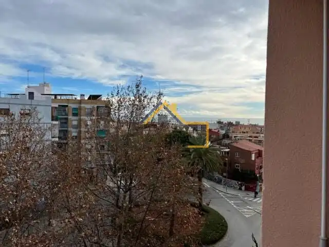 Vista exterior de Piso en venta en Mataró con Balcón