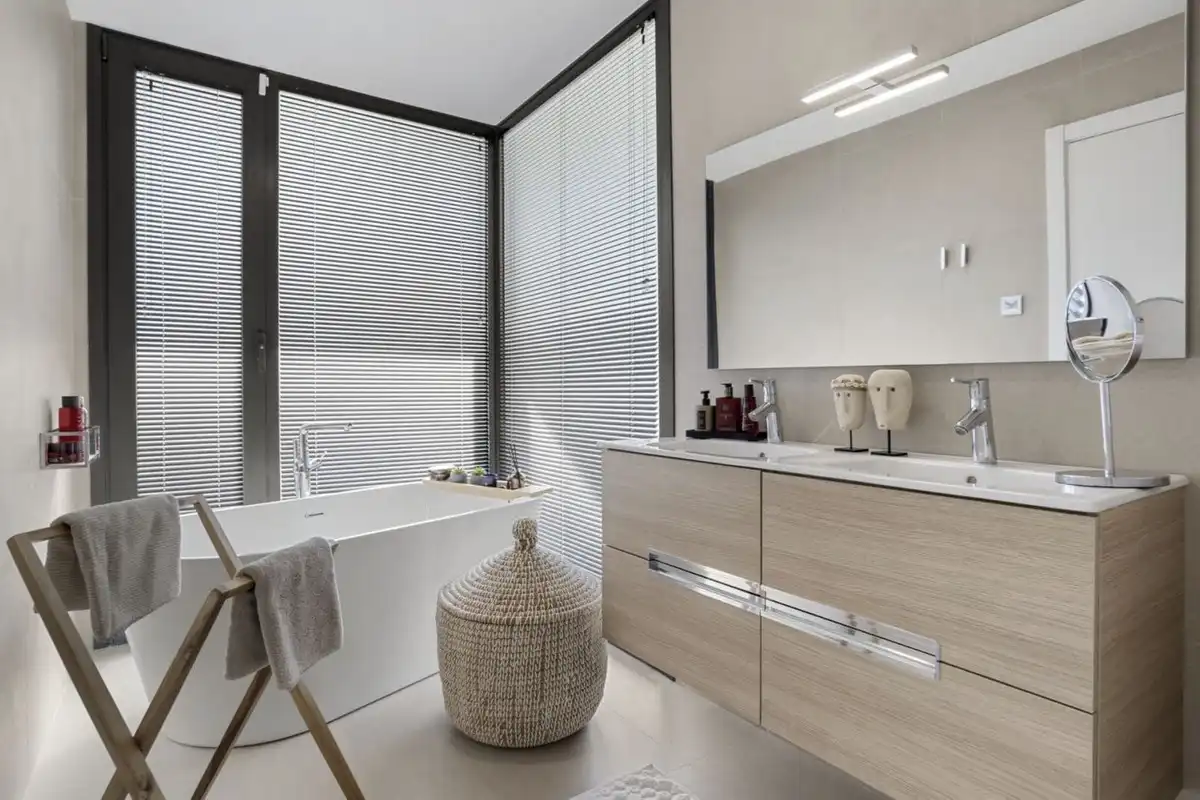Bathroom of Houses for sale in Manilva  with Private garden, Terrace and Swimming Pool