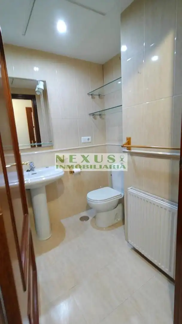 Piso en venta en Cáceres con Aire acondicionado, Calefacción y Terraza
