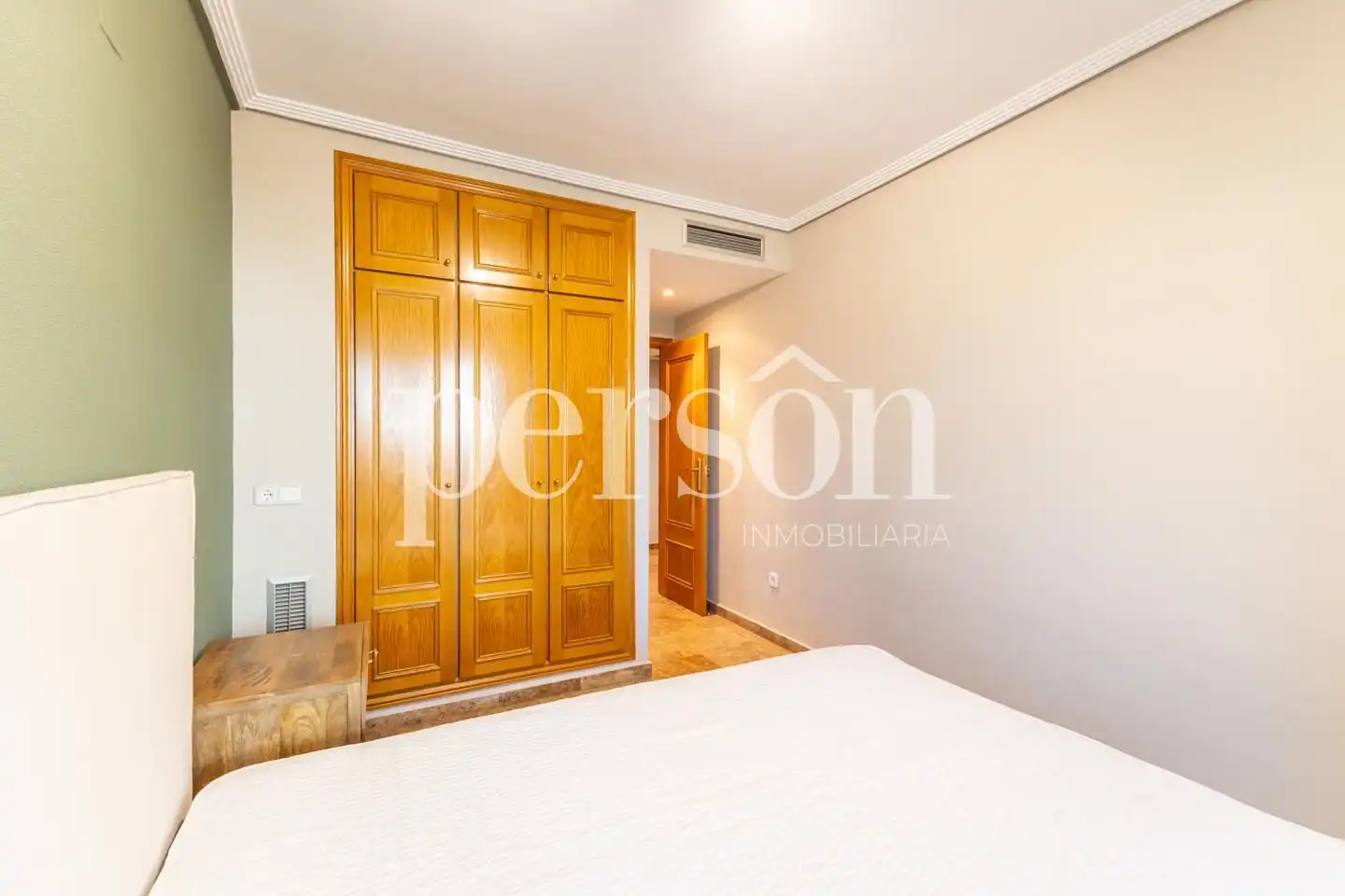 Bedroom of Flat for rent in Valencia  with Air Conditioner, Terrace and Furnished