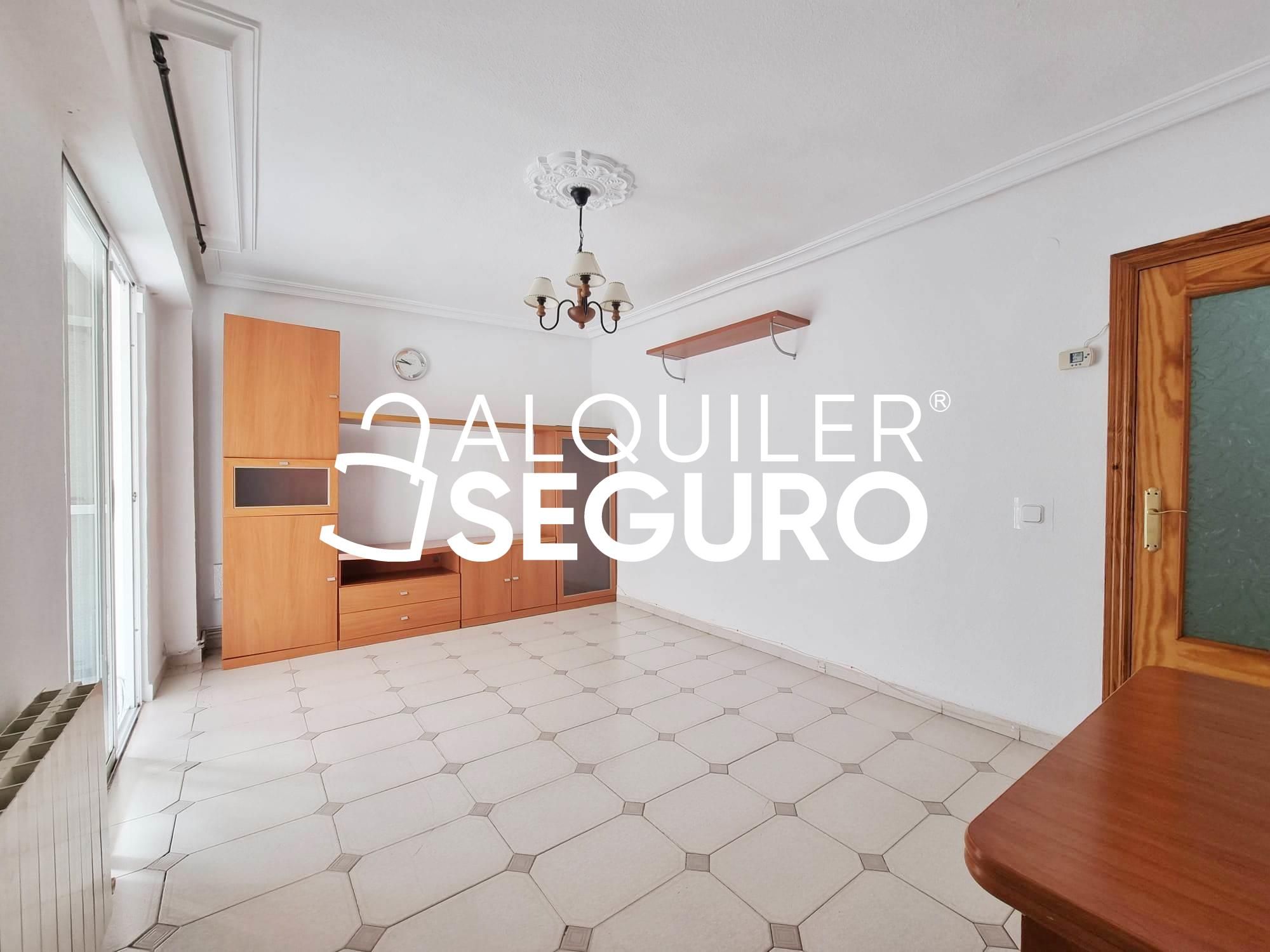 Sala d'estar de Pis de lloguer en Collado Villalba amb Calefacció, Terrassa i Moblat