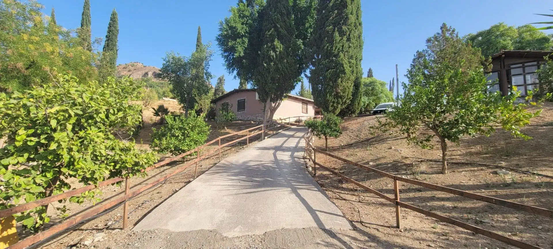 Vista exterior de Finca rústica en venda en Pizarra amb Aire condicionat, Calefacció i Piscina