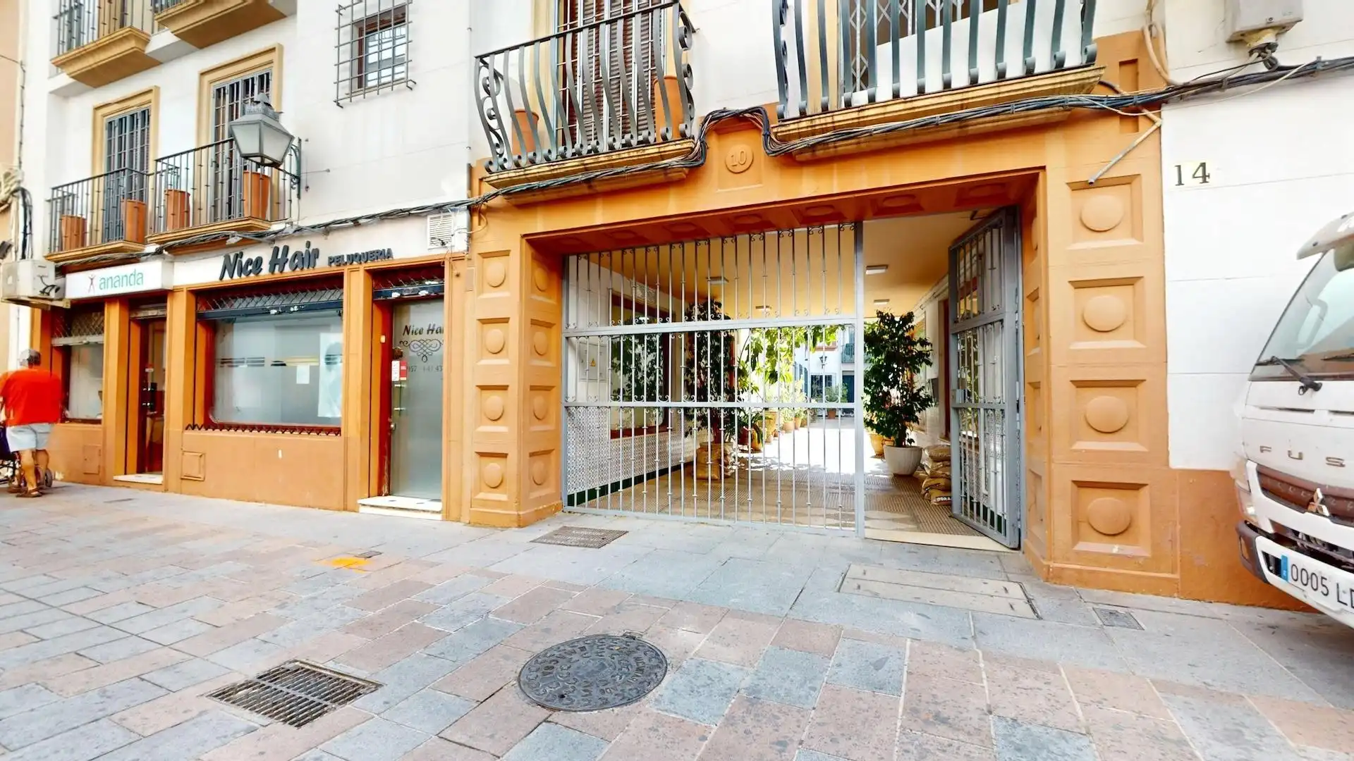 Vista exterior de Pis en venda en Córdoba amb Balcó