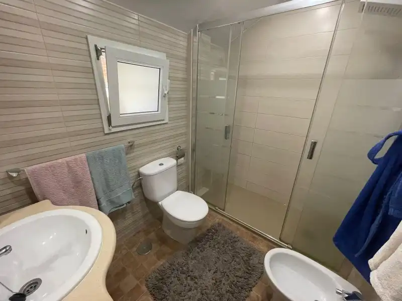 Bany de Casa o xalet en venda en Alhaurín de la Torre amb Terrassa i Piscina