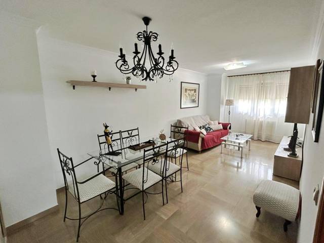 Piso en Alquiler en Huerta de la Reina - Trassierra