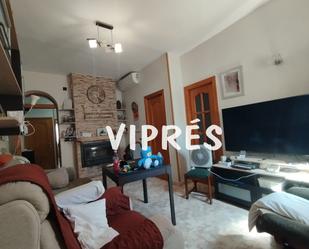 Sala d'estar de Casa o xalet en venda en Mérida amb Aire condicionat i Terrassa