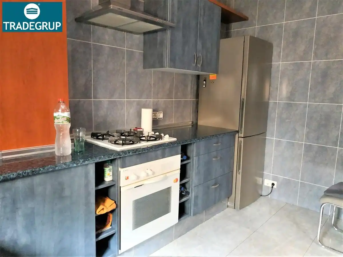 Cocina de Piso en venta en Igualada con Calefacción, Terraza y Amueblado