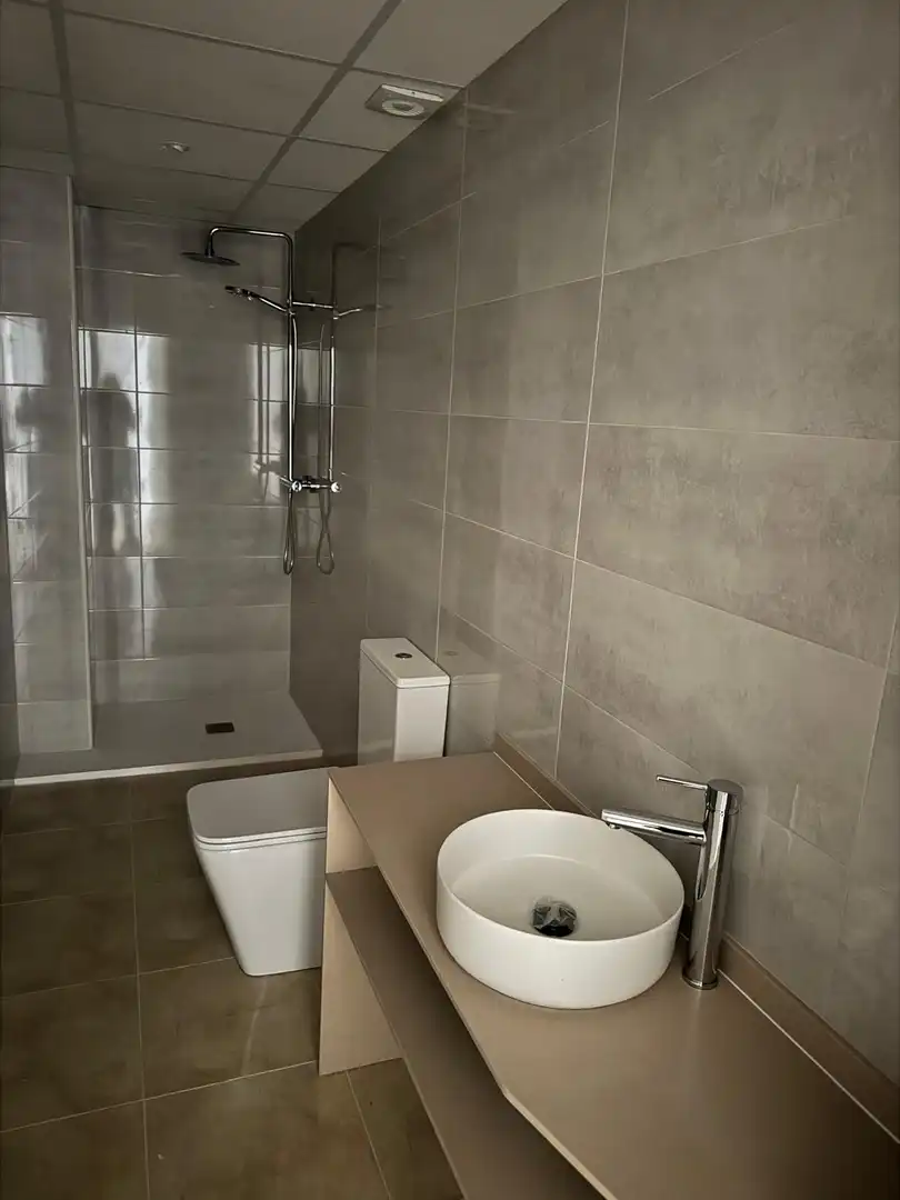 Bathroom of Flat for sale in L'Aldea  with Heating