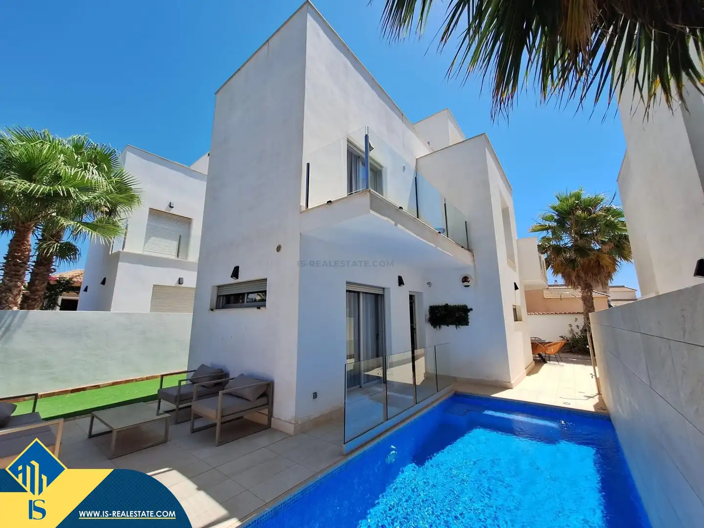 Villa avec jardin à vendre à Nueva Torrevieja - Aguas Nuevas