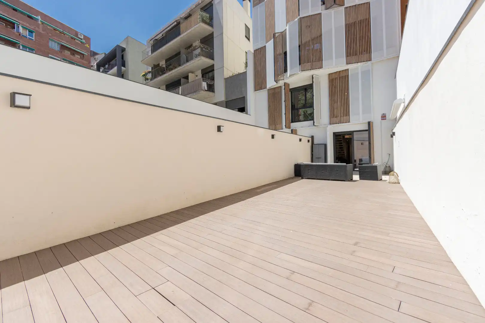 Terrace of Duplexes for sale in Barcelona  with Air Conditioner, Heating and Parquet flooring